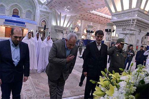 Embajada de Cuba en Irán rinde homenaje al fallecido imam Jomeini